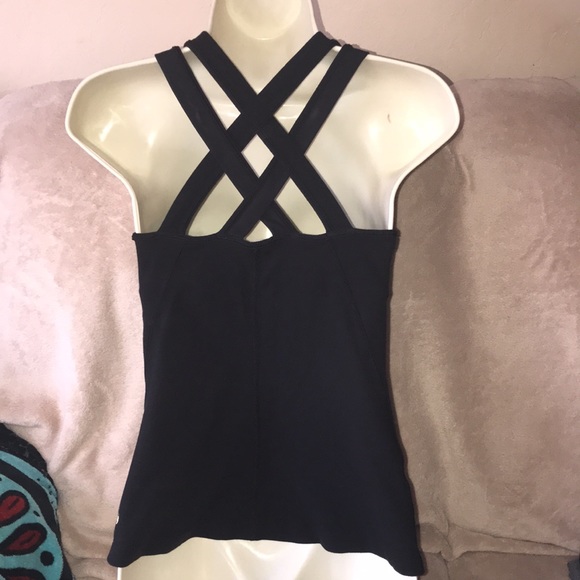 Lululemon black size 6 tank top built in bra mesh accents criss cross back 💕 - Picture 4 of 10